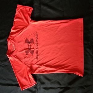Boys Youth Medium dry fit Under Armour T-shirt